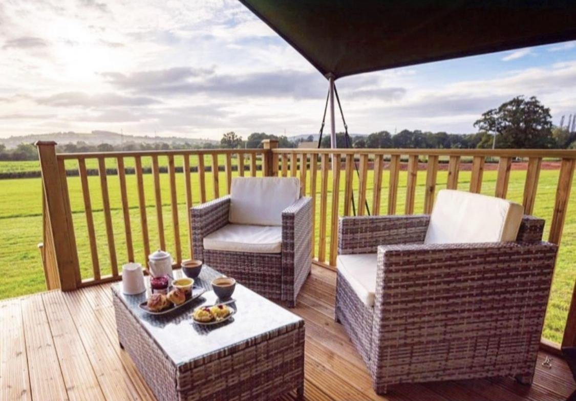 Midleydown Luxury Glamping Hotell Exeter Eksteriør bilde